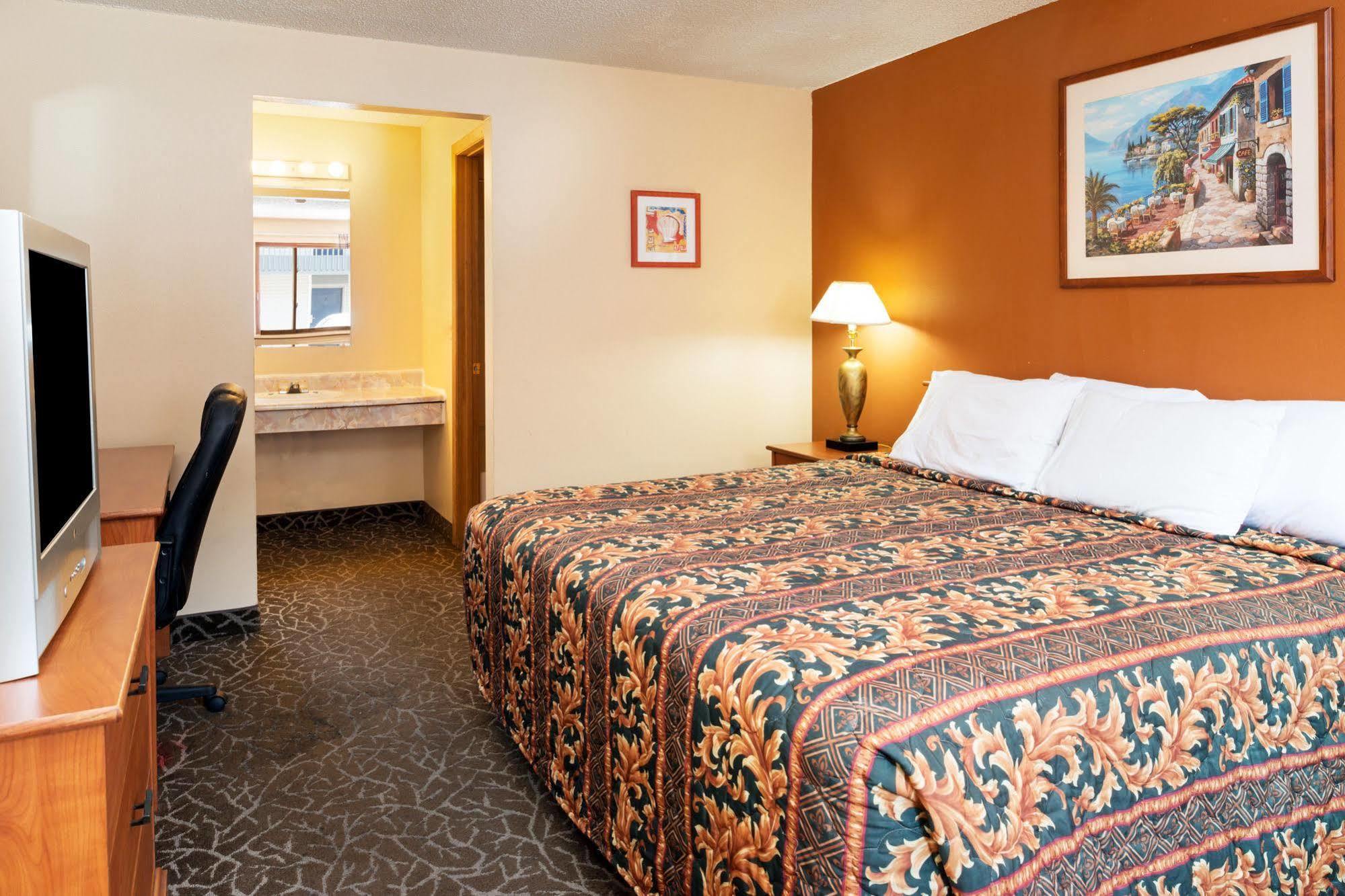 Howard Johnson By Wyndham Spokane Ngoại thất bức ảnh